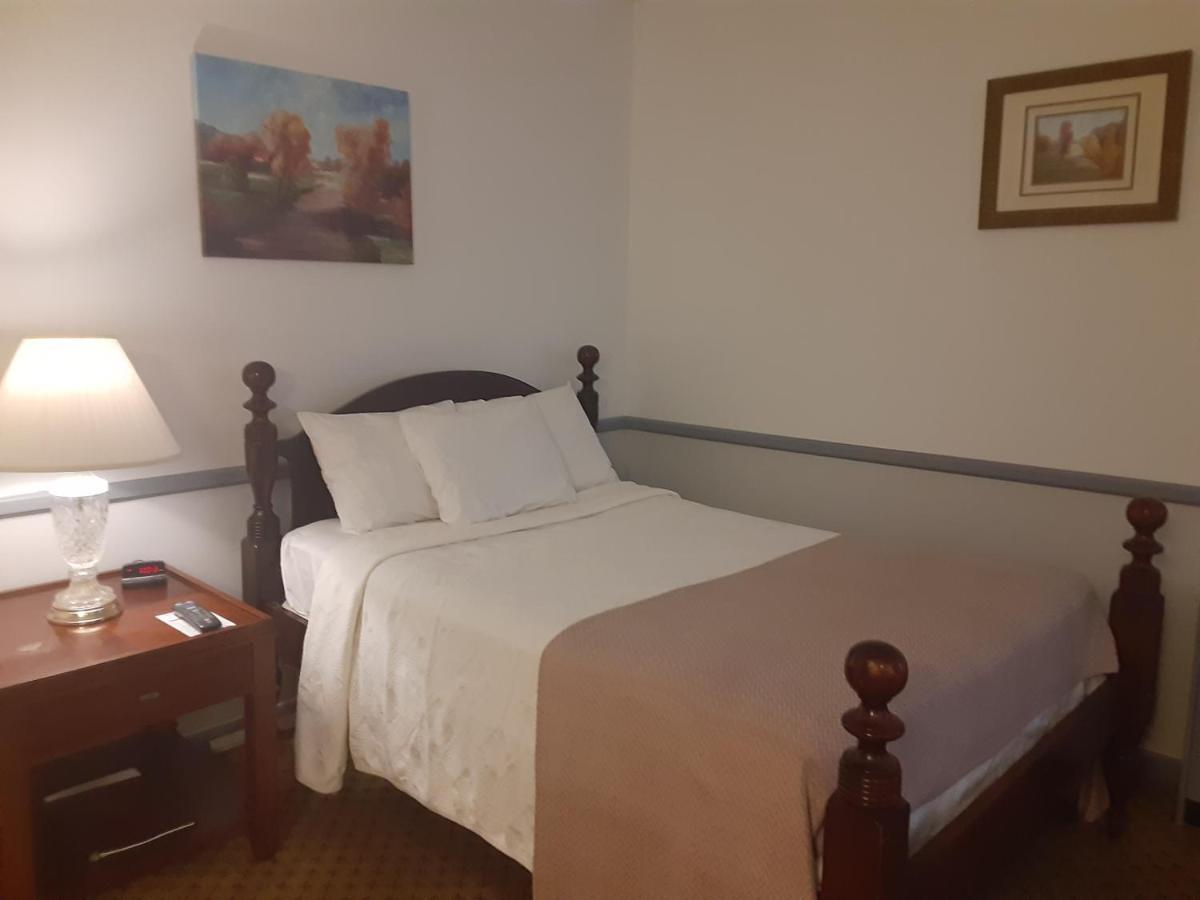 The Charles Inn Bangor Esterno foto