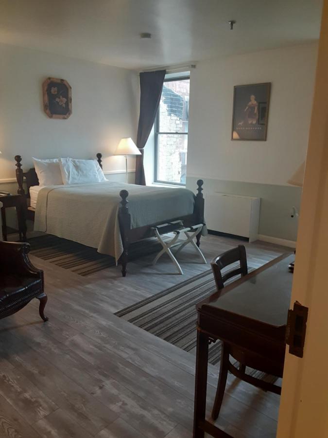 The Charles Inn Bangor Esterno foto